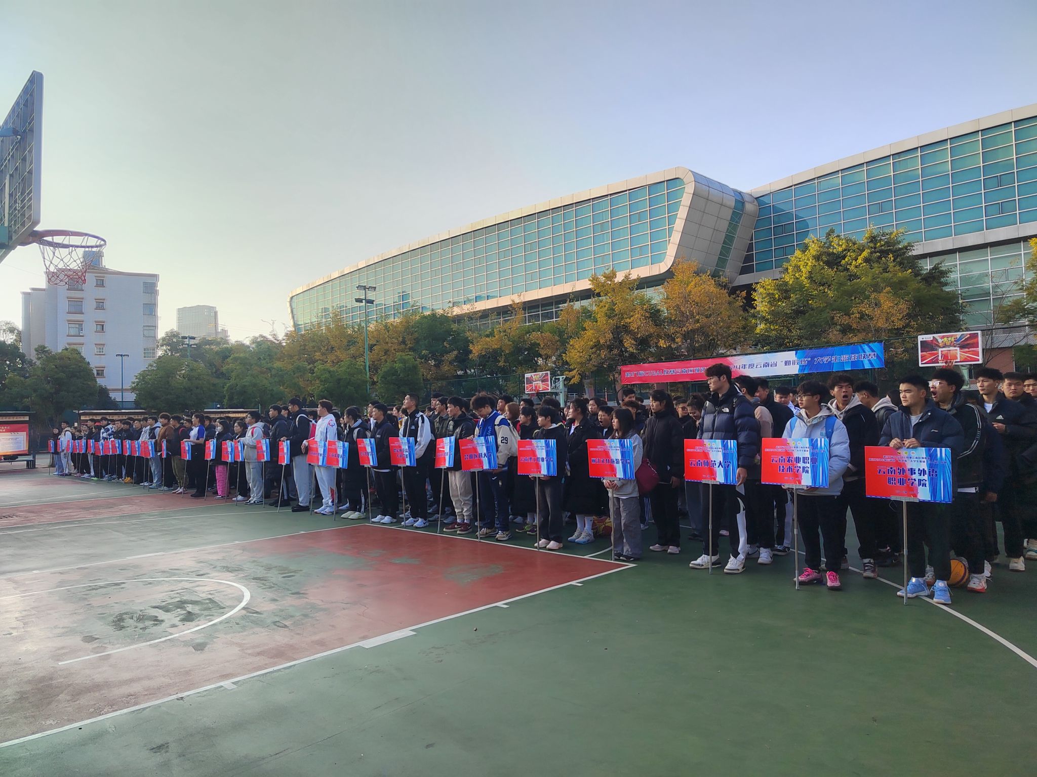 悟空体育官网-云南男篮发挥态势良好，迎接新一轮比赛