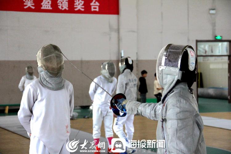 悟空体育-火箭队全队加紧训练，为下场比赛做好准备