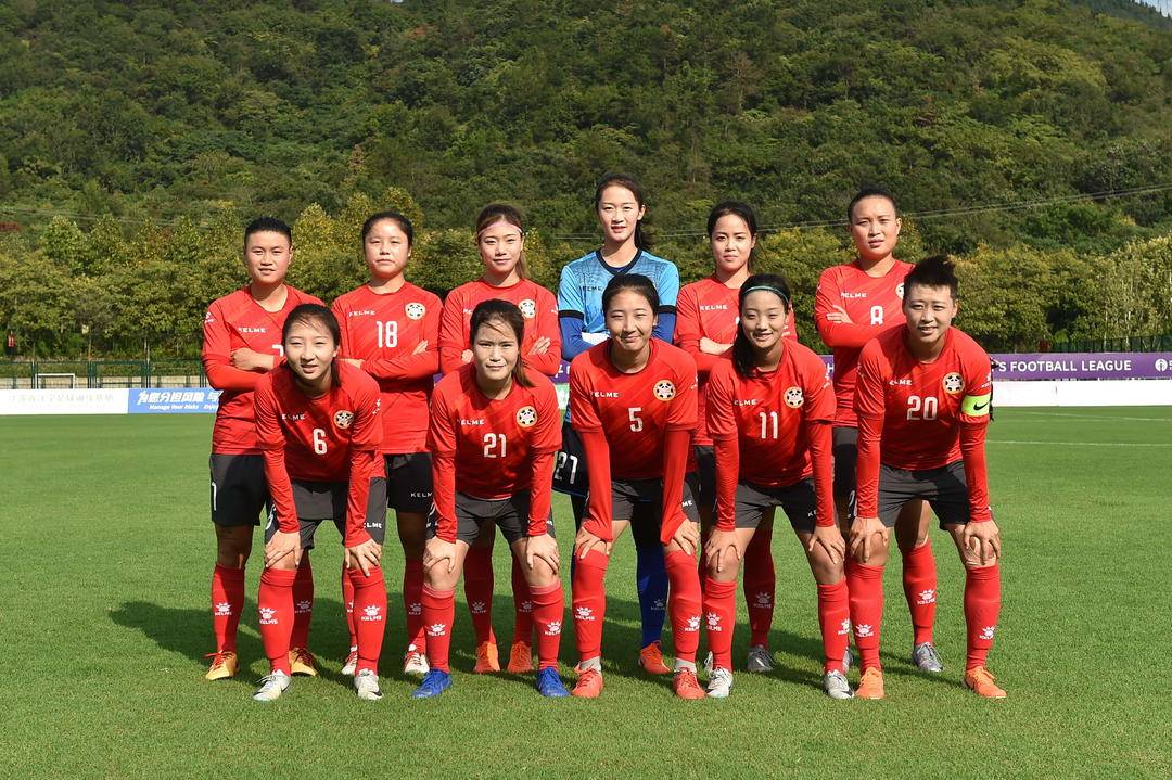 悟空体育官方网站-国内足球赛事中，女子球队表现出色！