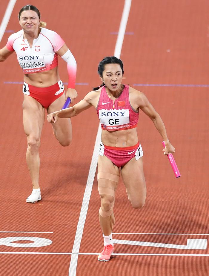 田径女子4x100米接力：牙买加获胜
