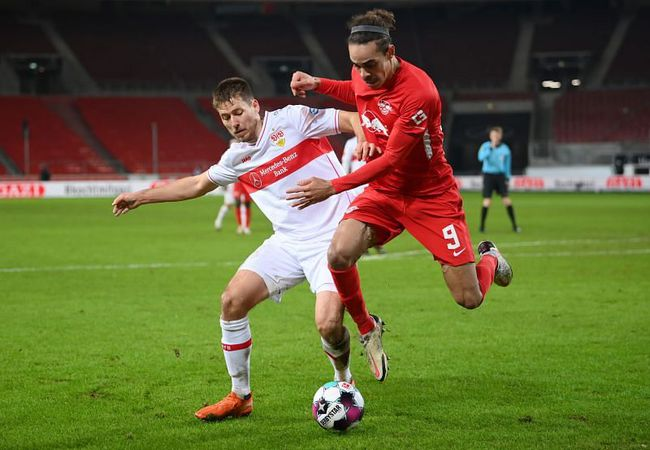 莱比锡红牛客场逆袭，再次登顶德甲榜首