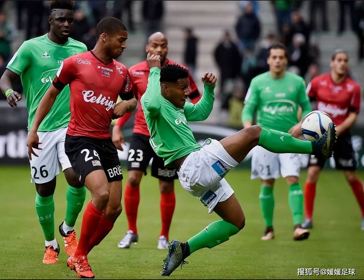 悟空体育官方网站-亚眠主场大胜甘冈，逼近榜首